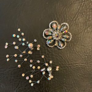 Brooch & earring set